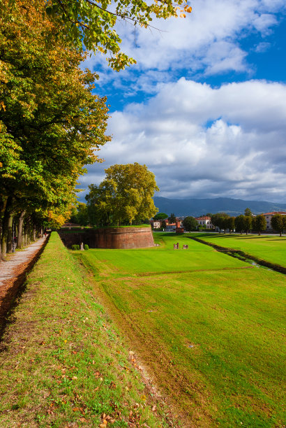 lucca