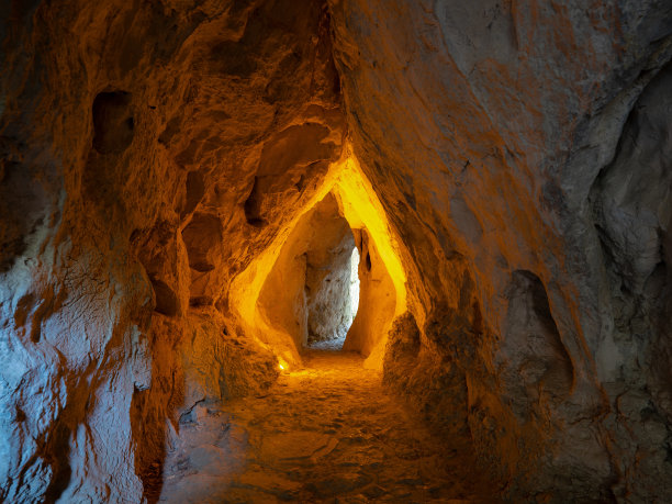 cave