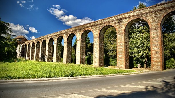 lucca