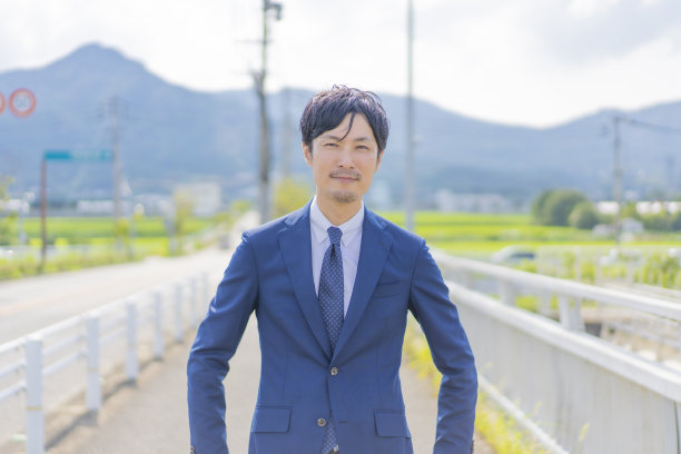 仅日本人