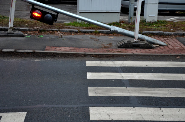 学校道路标识牌