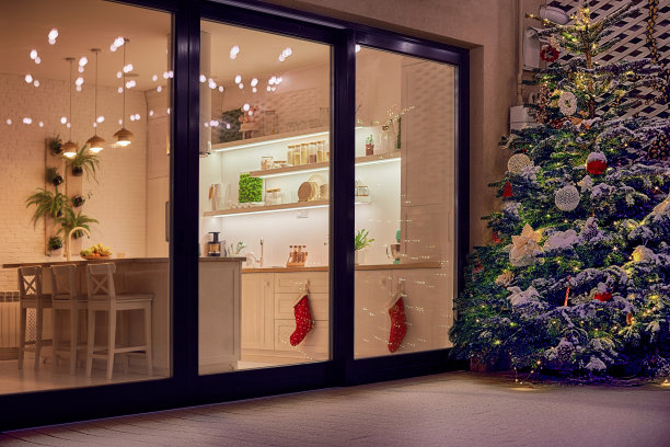 冬季雪景圣诞装饰背景图