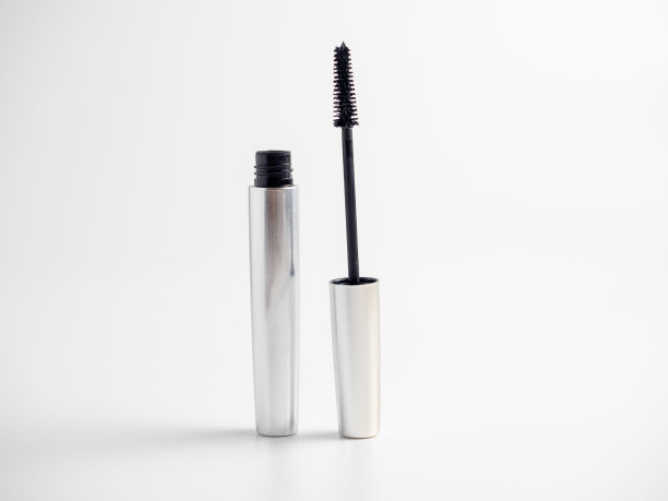 mascara