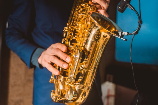 sax