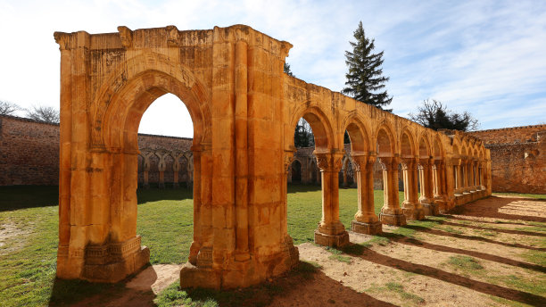 romanesque