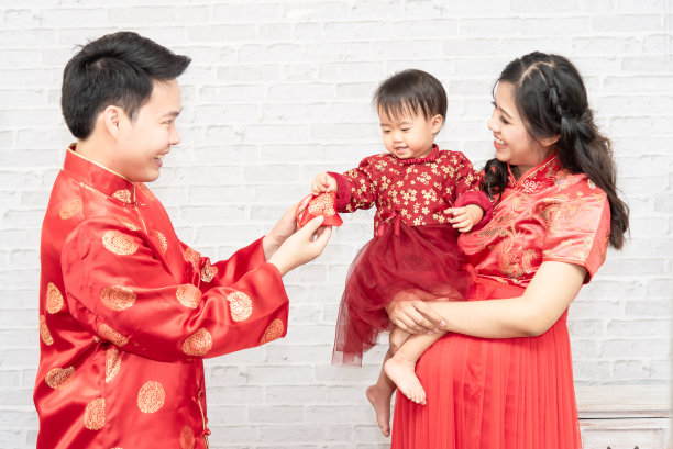 传统节日东方女性服饰