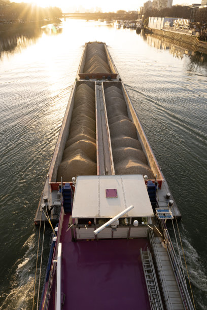 barge