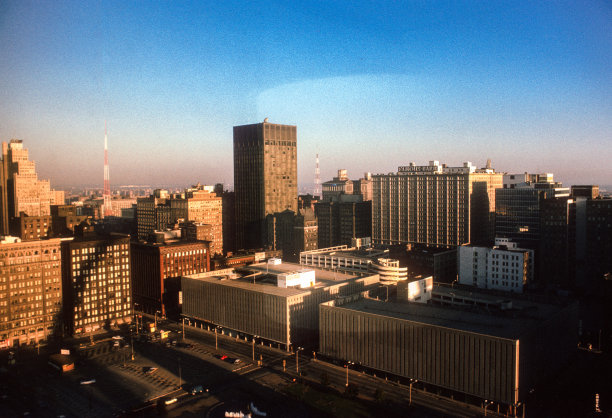 1973