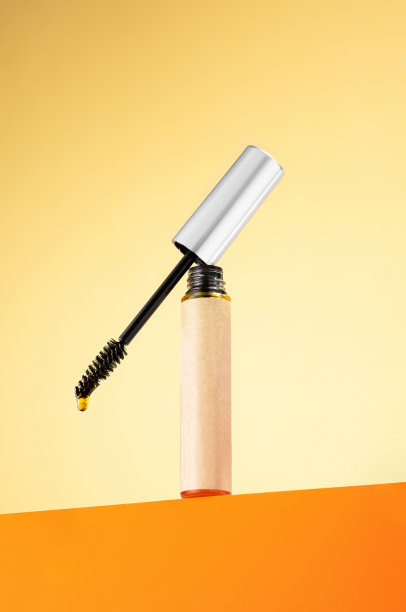 mascara
