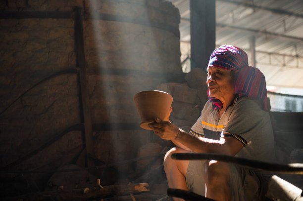 pottery