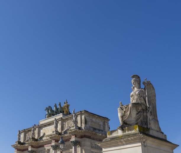 louvre