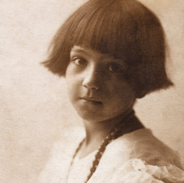 1923