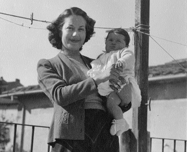 1949