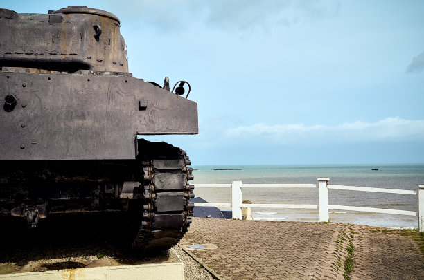 1944