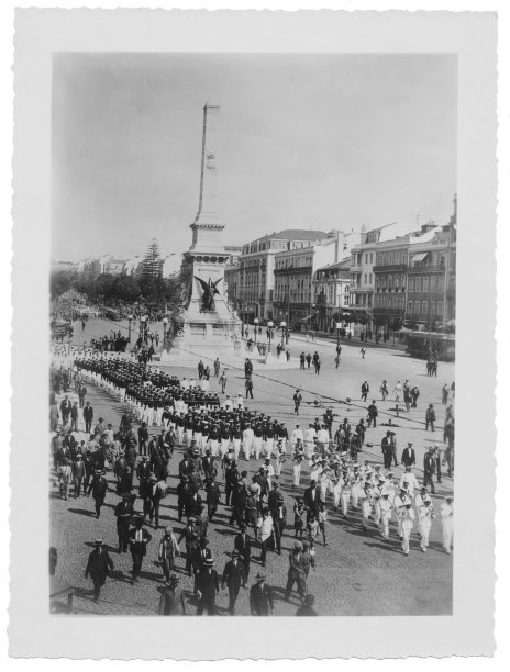 1938
