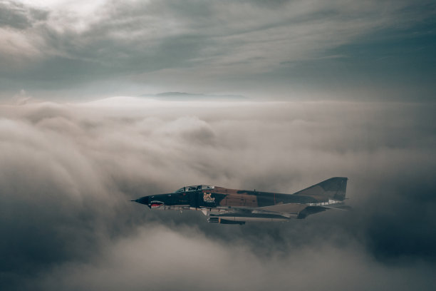 f4