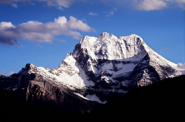 甘孜州地标建筑
