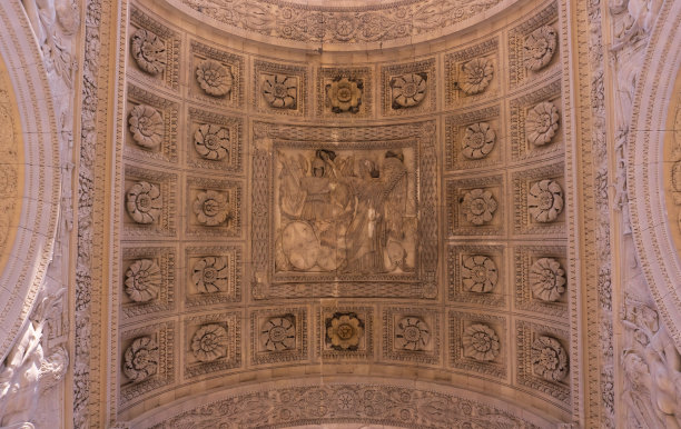 louvre