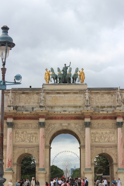 louvre