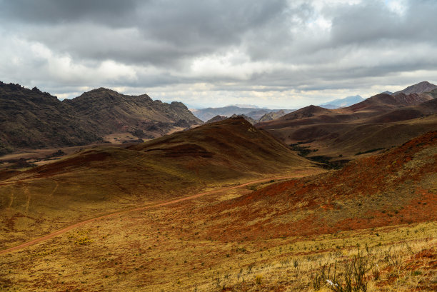 西北草原高山风光