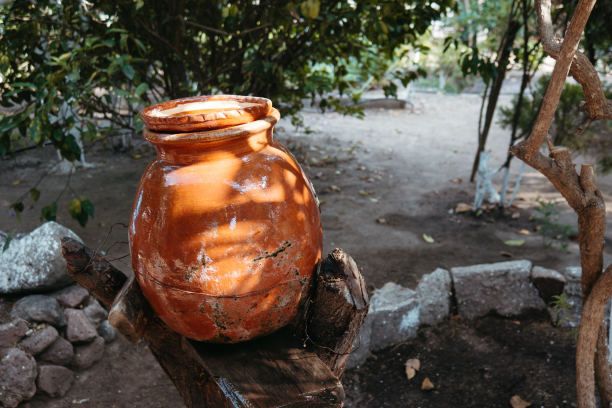 pitchers