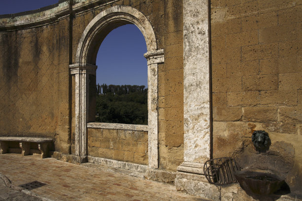 romanesque