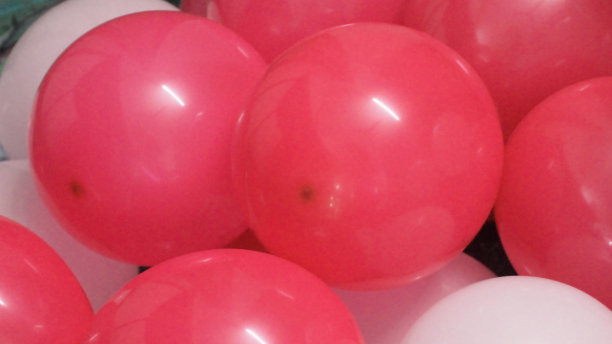 一束红色气球装饰素材