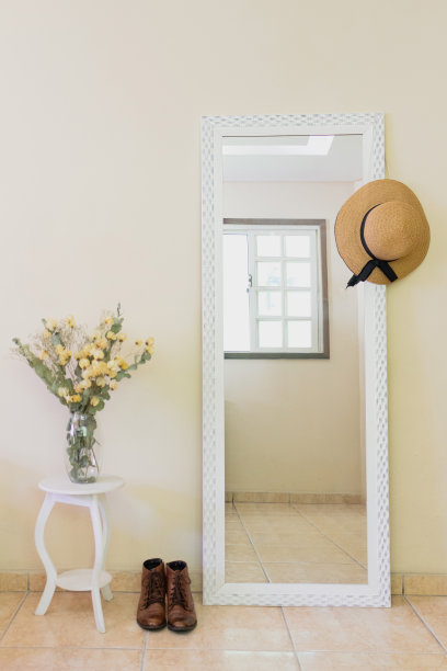 mirror