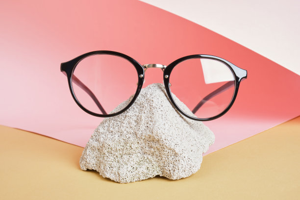 glasses