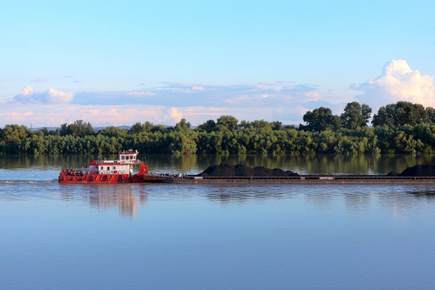 barge