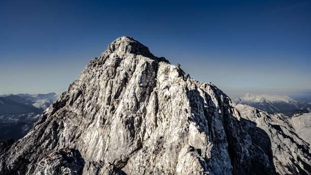 mt