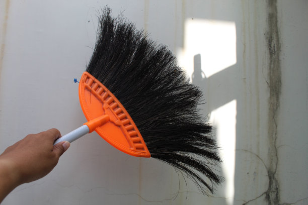 broom