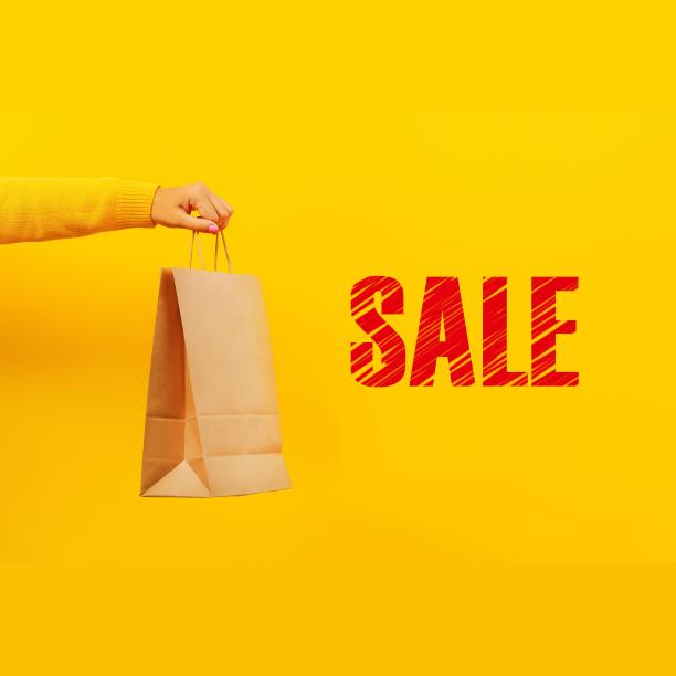 高端房地产广告海报