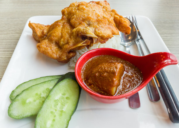 咖喱猪扒饭