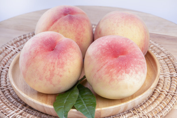 nectarines