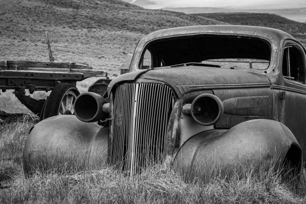 1937