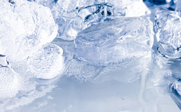 蓝色冰面纹理背景图