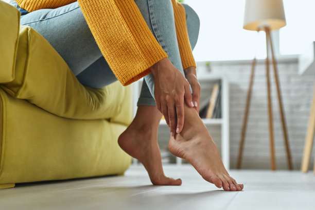 feet