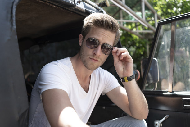 sunglasses