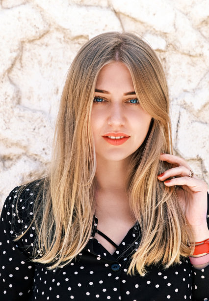 blonde
