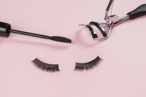 mascara