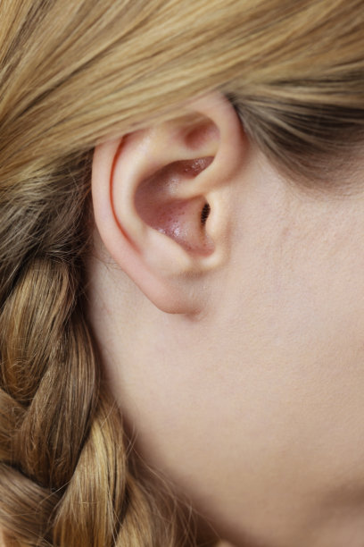 ear