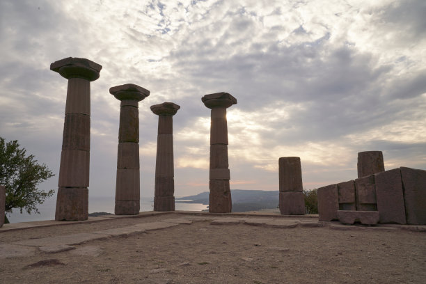 assos
