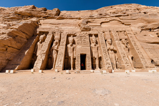 nefertari