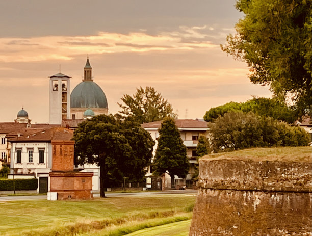 lucca