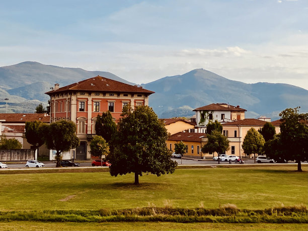 lucca