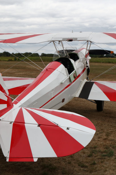 biplanes