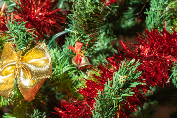 复古装饰品,红色和金色颜色