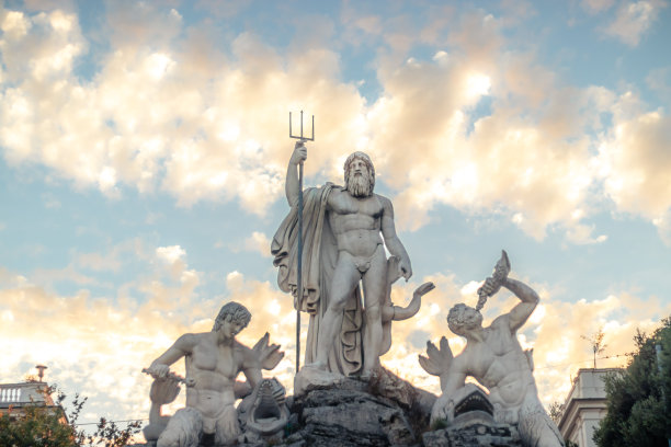 statue
