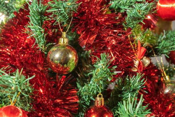 复古装饰品,红色和金色颜色